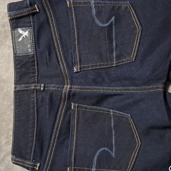 Like-new American Eagle Outfitters Cut-off Dark denim jean shorts Size 0 - Picture 6 of 8